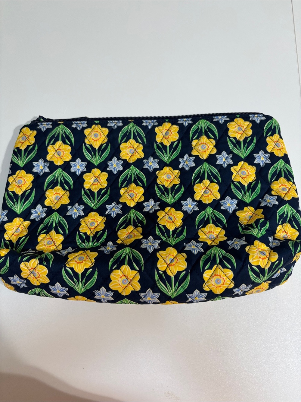 Vera Bradley Large Pouch in Daffodils Pattern